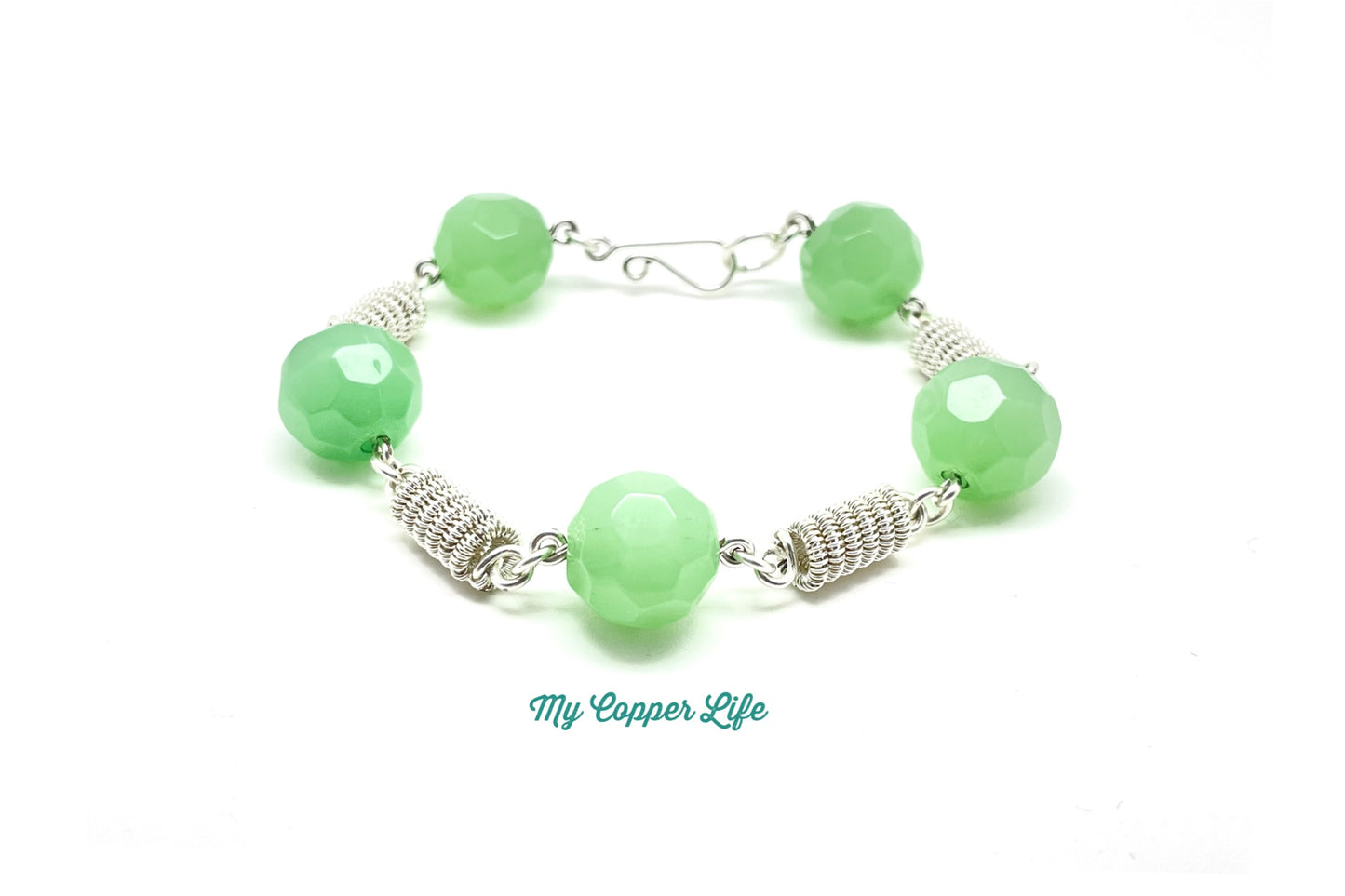 Silver Spring Bracelet-Green Beads(Silver Plated Copper Wire)