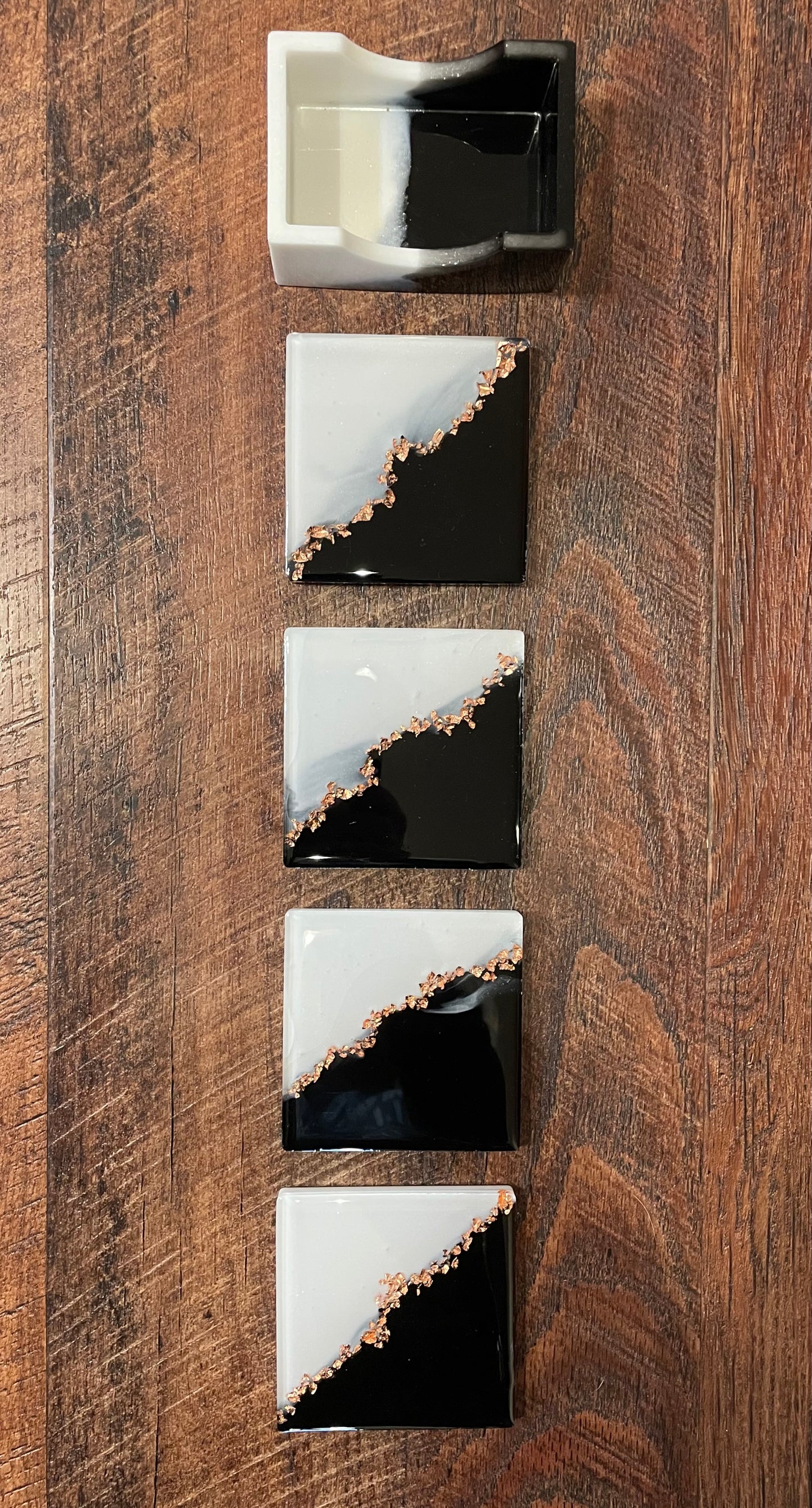 5 Piece Blk/Wht Coaster Set